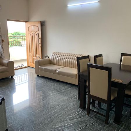 Sagar Niwas-1Bhk And 2Bhk Short Stay Flats - Nh Hcl Ec Bommasandra บังกาลอร์ ภายนอก รูปภาพ