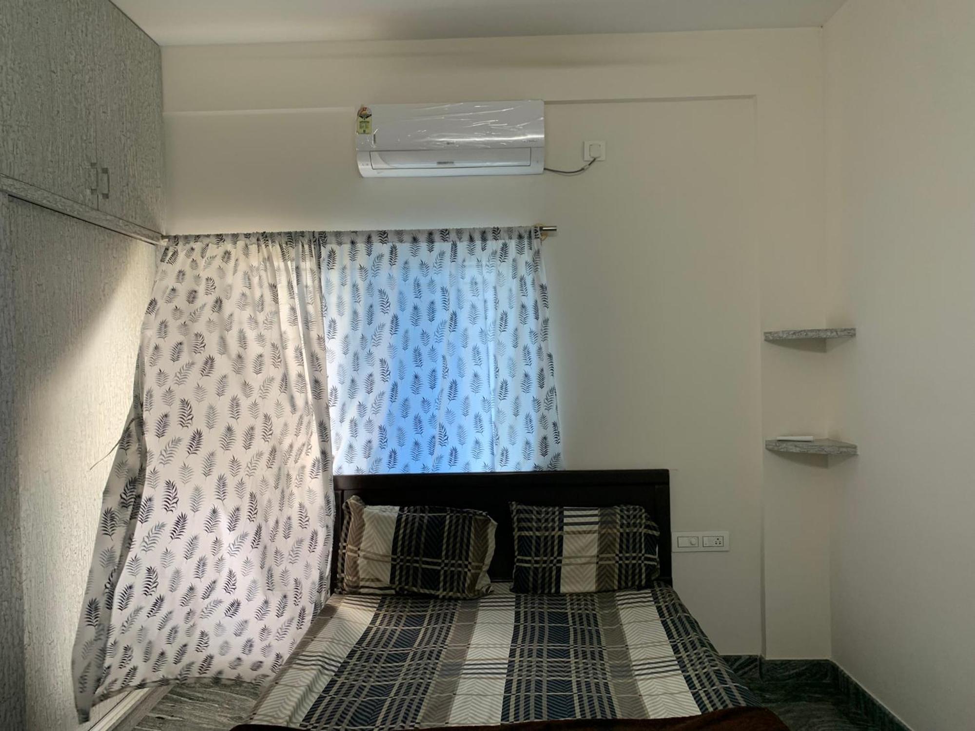 Sagar Niwas-1Bhk And 2Bhk Short Stay Flats - Nh Hcl Ec Bommasandra บังกาลอร์ ภายนอก รูปภาพ